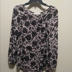 LOFT Women's Floral Blouse - Black and Cream Durable and Machine Washable